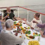 Rekomendasi Tempat Makan Khas Saat Berlibur yang Wajib Dikunjungi