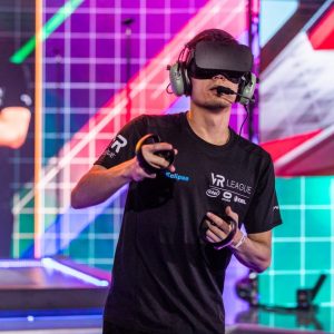 Perbandingan Teknologi VR Dan AR Dalam Industri Game