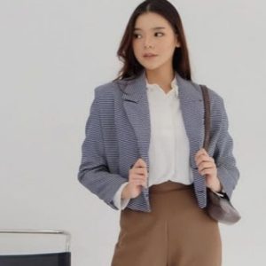 Ide Outfit Untuk Pergi Ke Kantor Dengan Gaya Modis
