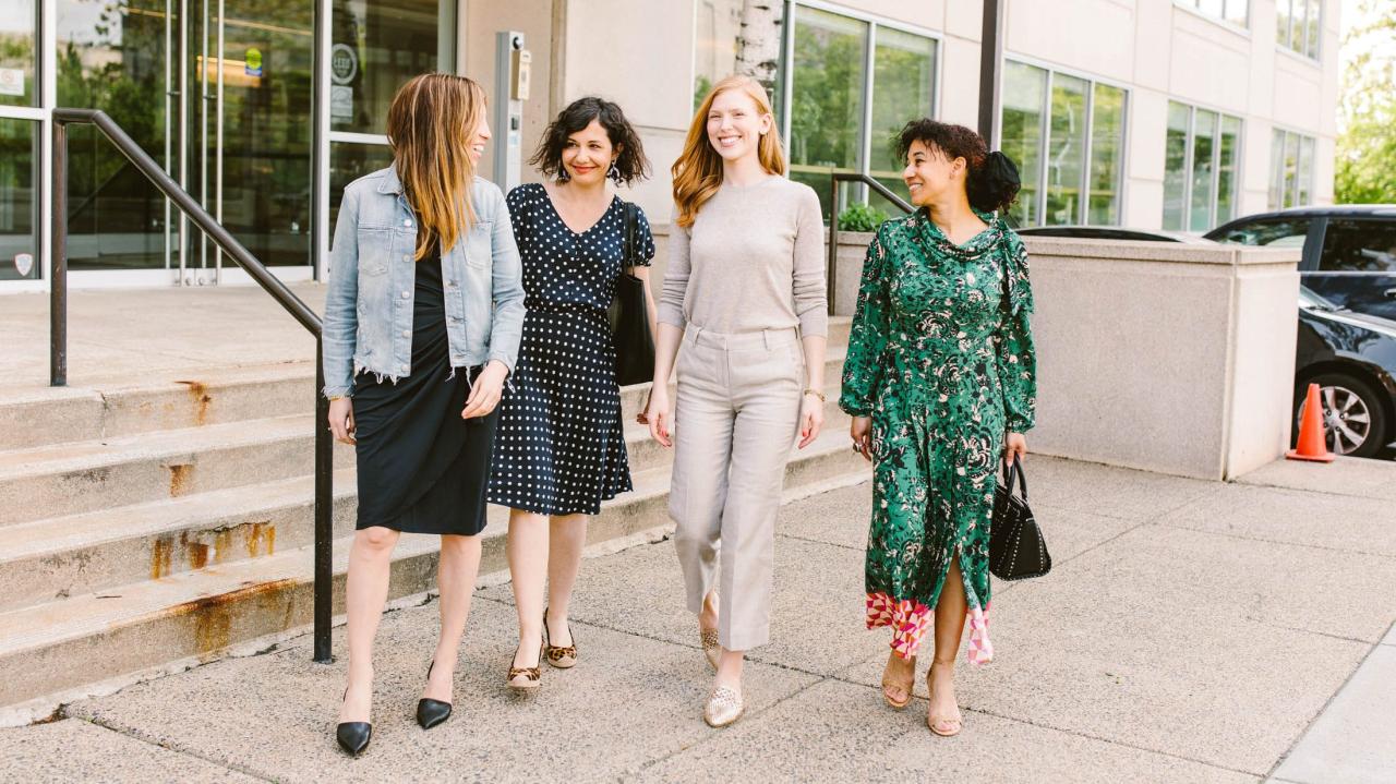 Ide Outfit Untuk Pergi Ke Kantor Dengan Gaya Modis