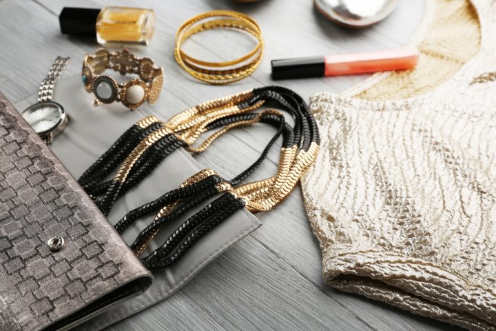 Fashion Accessories Yang Bisa Meningkatkan Penampilan