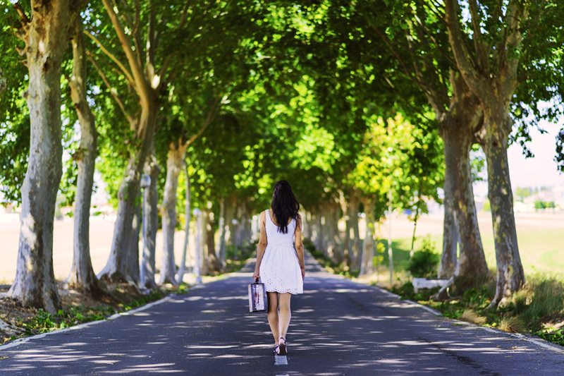 Tips Memilih Pakaian Untuk Traveling Yang Praktis